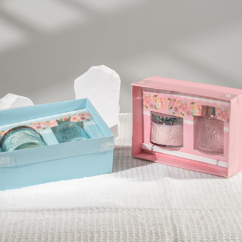 Moederdag sierlijke glazen fles aromaset - leverancier van geurtjes voor thuis