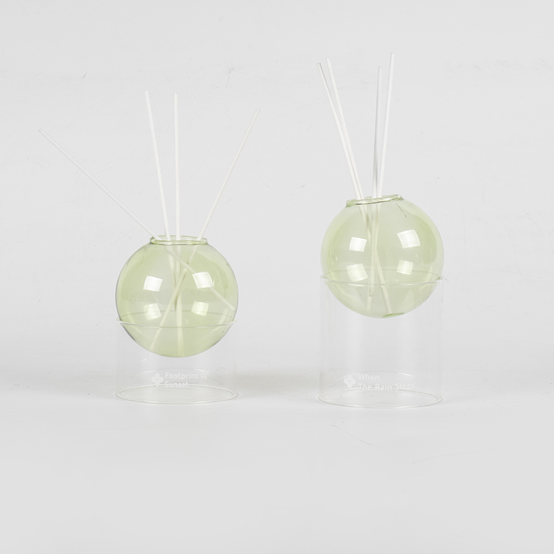Helder glazen basis, glazen bol type rietverspreider-styling aromatherapie