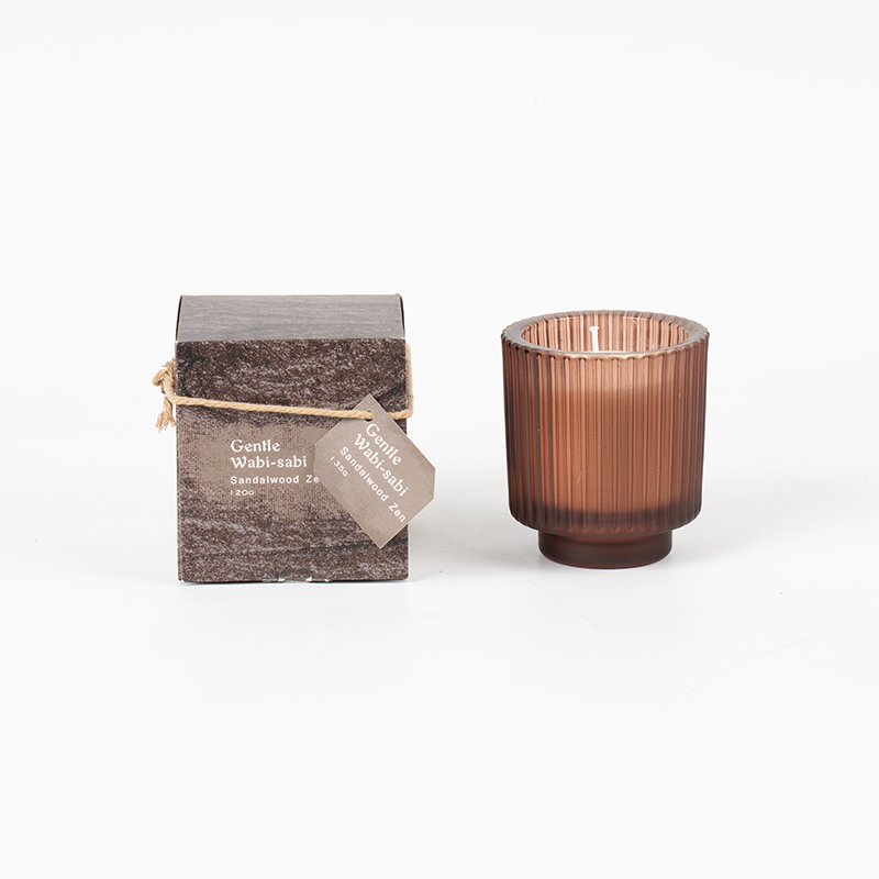 Ronde glazen kaarsenbeker met verticale strepen geurkaarsen-eco sojawaskaarsenverkoper