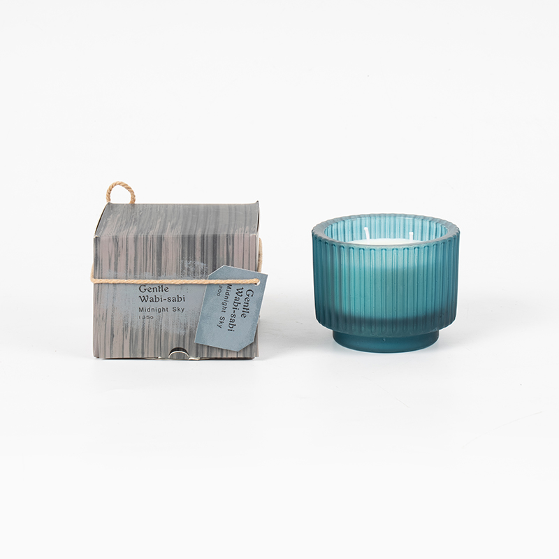 Ronde glazen kaarsenbeker met verticale strepen geurkaarsen-eco sojawaskaarsenverkoper